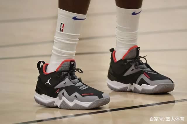 威少将与爵士达成买断 度过澄清期后加盟掘金