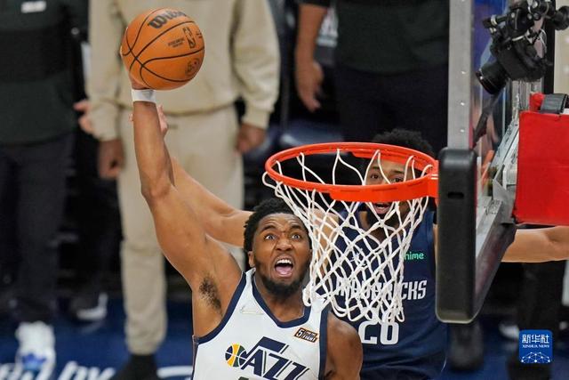 怀特38分塔图姆20+11 绿军力克热火大比分3-1