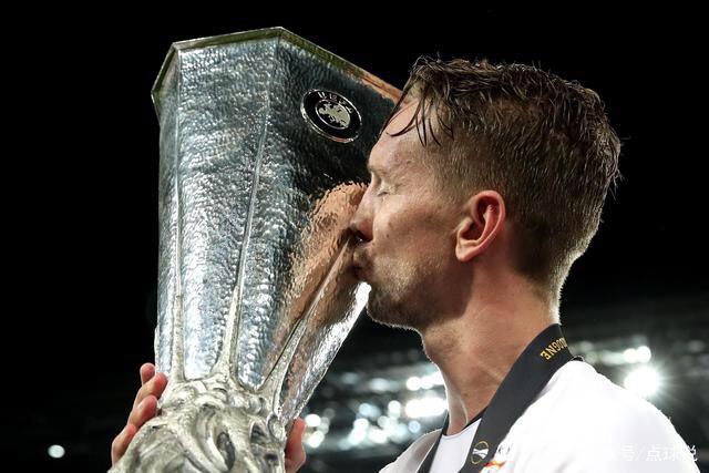 浓眉37+9詹姆斯20+8+11 湖人不敌活塞近4战3负